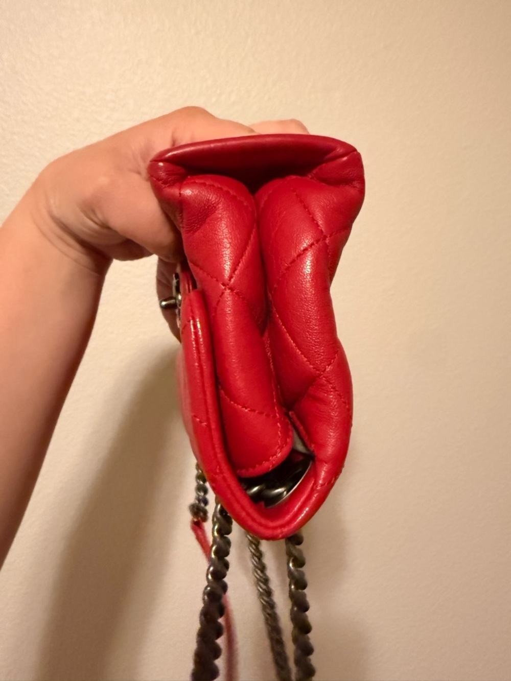 CHANEL CC MINI Lambskin Quilted Red Leather Shoulder Bag with Gunmetal Chain - Picture 5 of 16